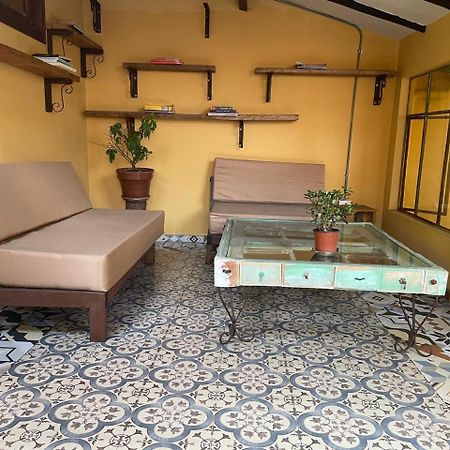 Hostal Casa Astromelia Μπογκοτά Εξωτερικό φωτογραφία
