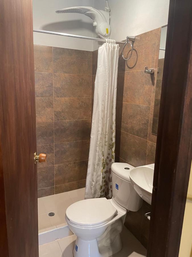 Hostal Casa Astromelia Μπογκοτά Εξωτερικό φωτογραφία