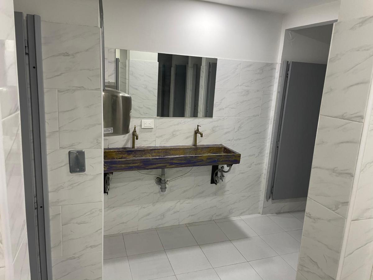 Hostal Casa Astromelia Μπογκοτά Εξωτερικό φωτογραφία