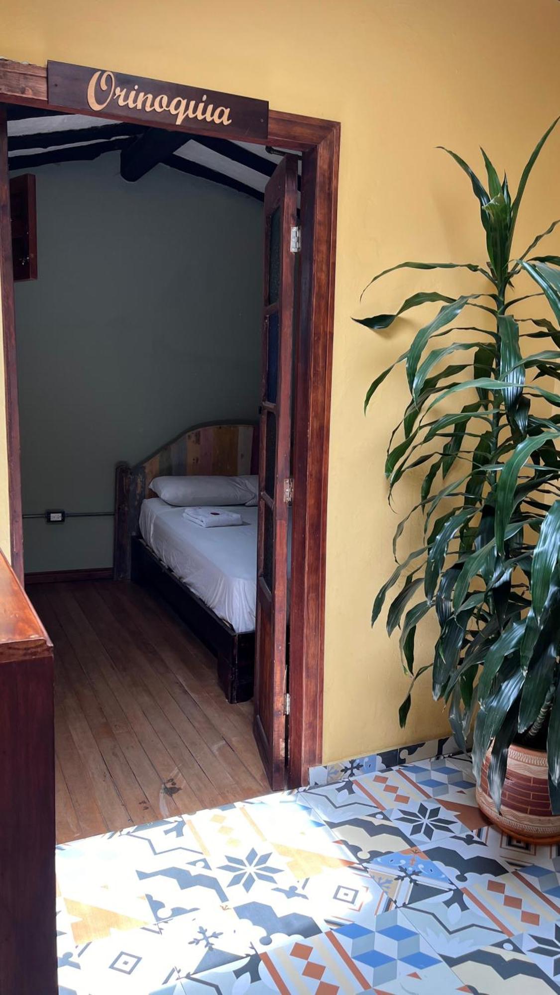 Hostal Casa Astromelia Μπογκοτά Εξωτερικό φωτογραφία
